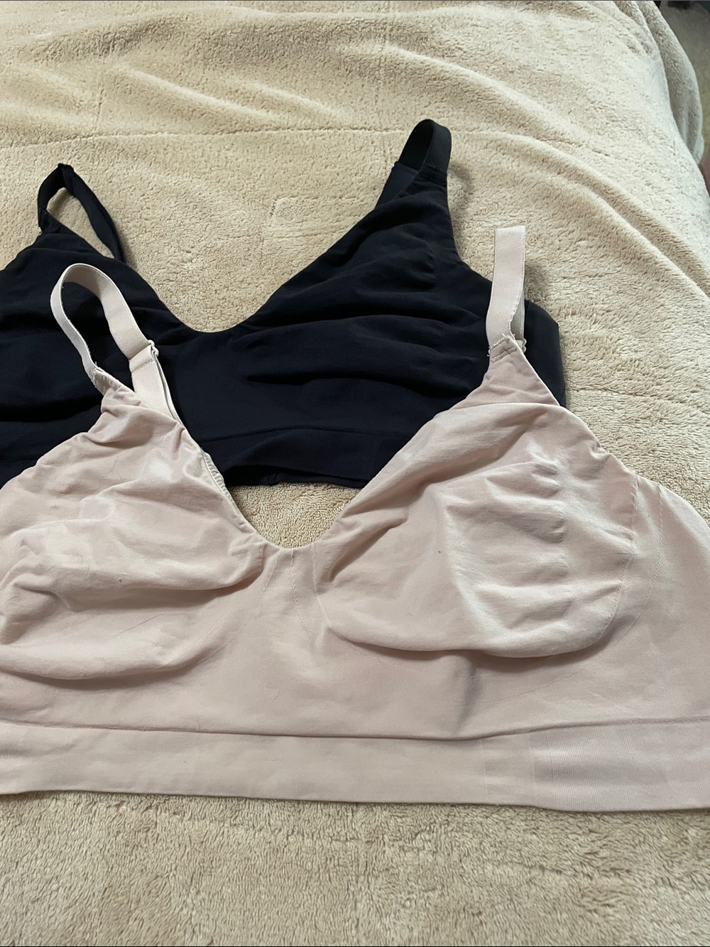 Victoria’s Secret Seamless Wireless Bralette - Black & Beige